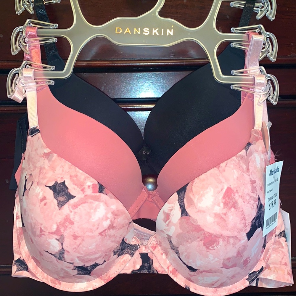 BNWT 3pk Danskin Bras